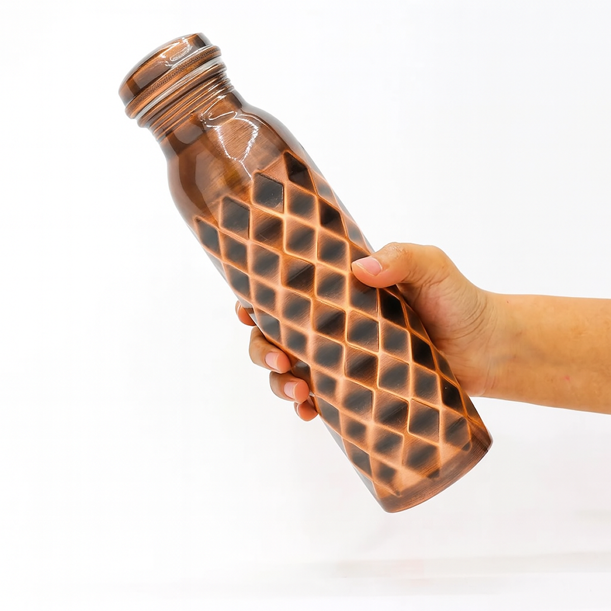 Premium Copper Water Bottle – Diamond Hammered Design (1 Litre)