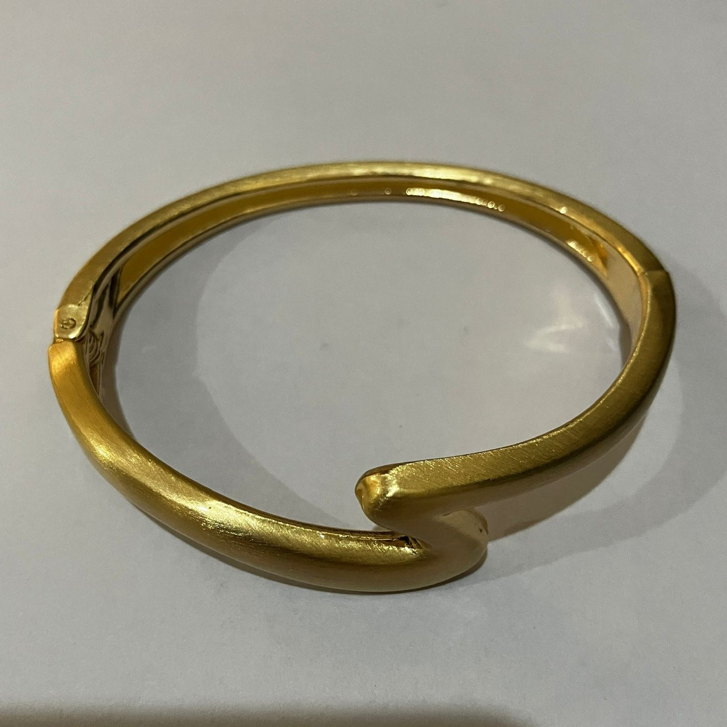 Matte Gold Wave Bracelet – Modern Minimal Collection by CharmBox